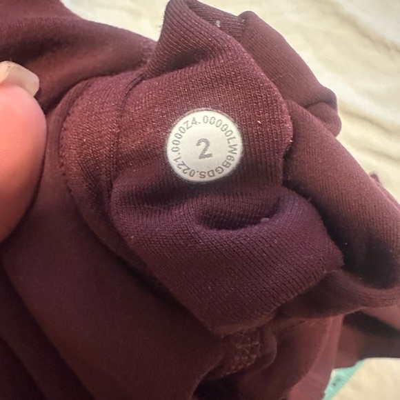Lululemon Align Burgundy Leggings ankle length - Picture 4 of 4